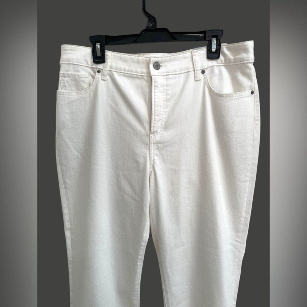 Chico's So Slimming Girlfriend Crop Pants in White - Picture 3 of 11